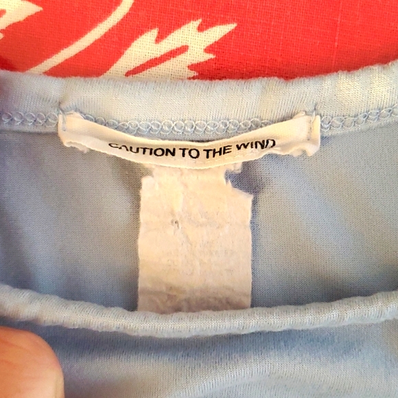 3/$25 Adjustable side tie crop top sz small - Picture 2 of 9